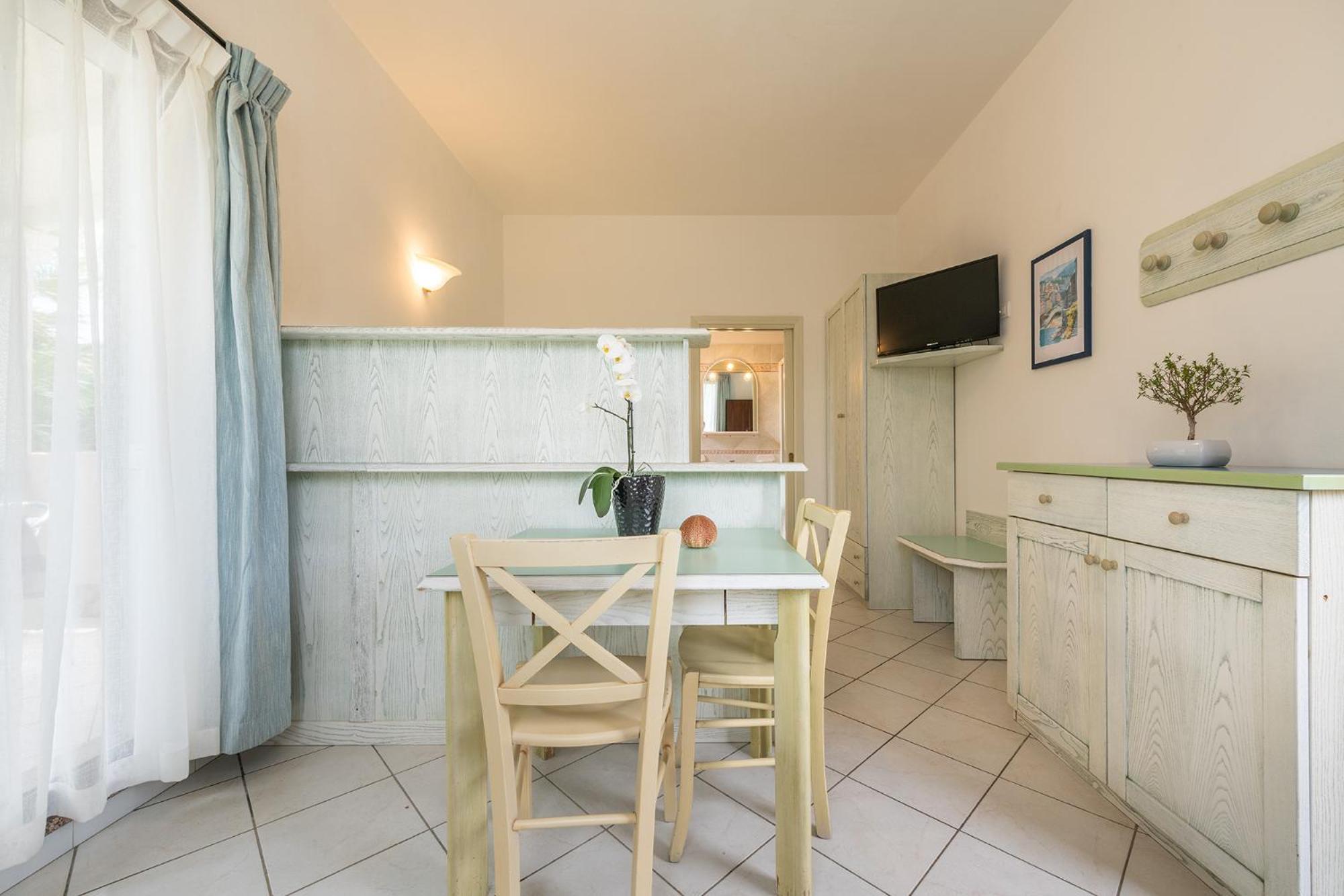 Palm Village Виласимиус Екстериор снимка